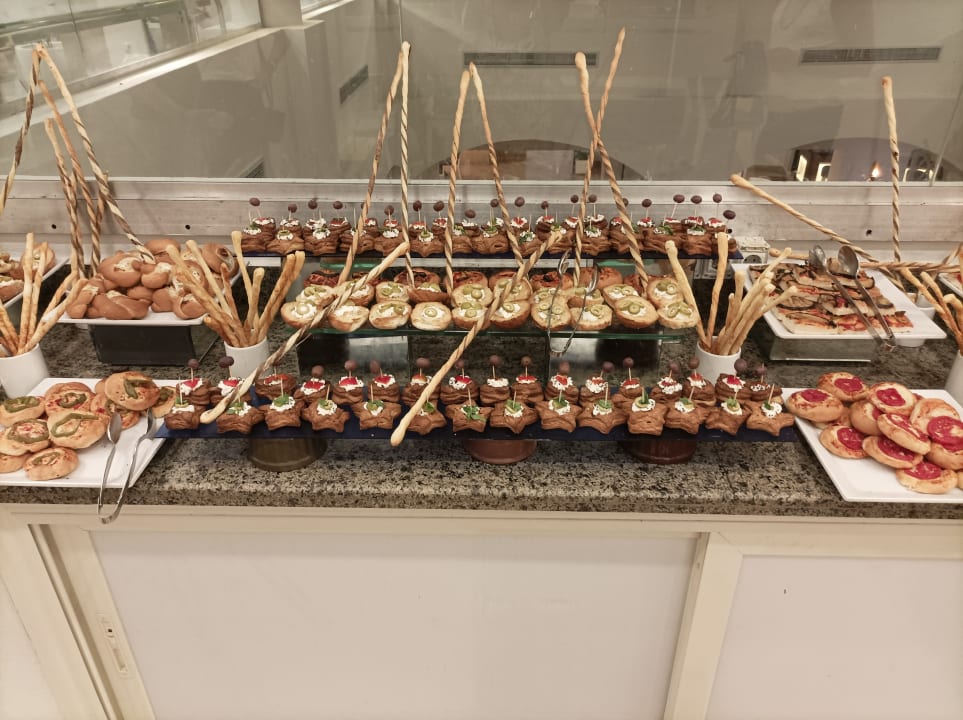 Gastro Marina Resort Port Ghalib, a member of Radisson Individuals