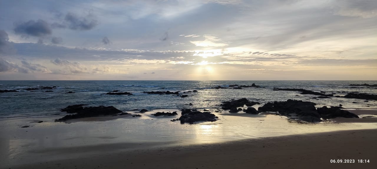 Strand Ocean Breeze Resort