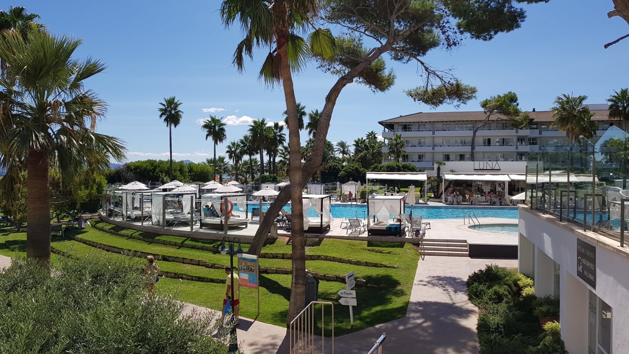 Pool Playa Esperanza Resort