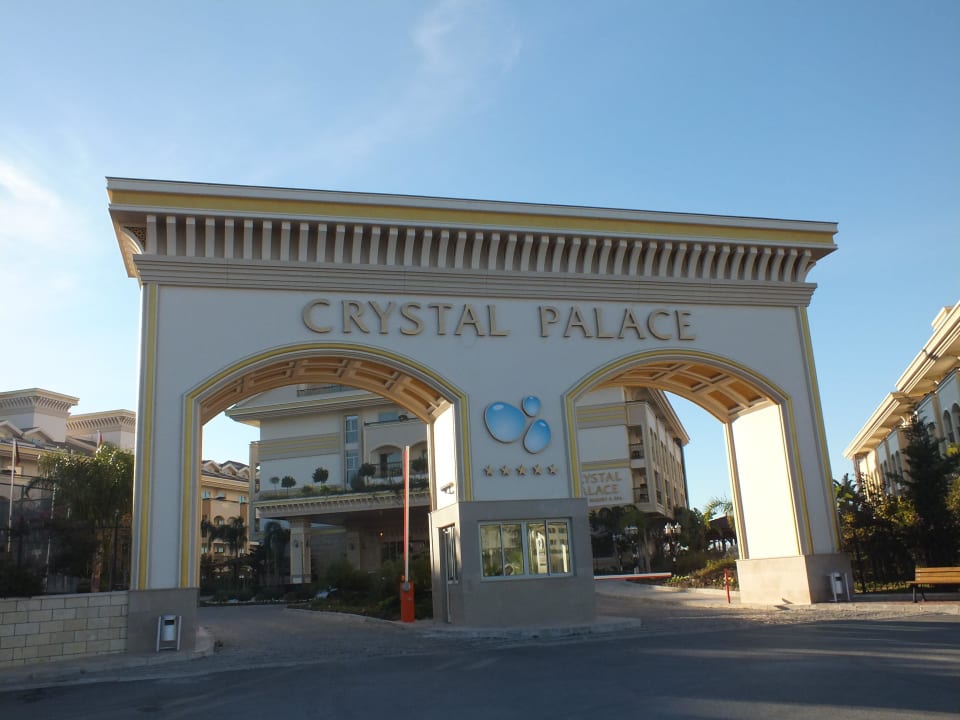 Eingang Diamond Excellence Resort & Spa