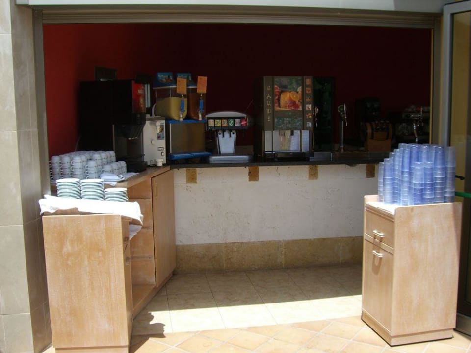 Getränkeauswahl tagsüber Iberostar Waves Gaviotas Park