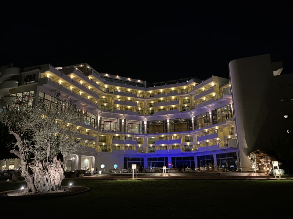 Außenansicht Elysium Resort & Spa Hotel