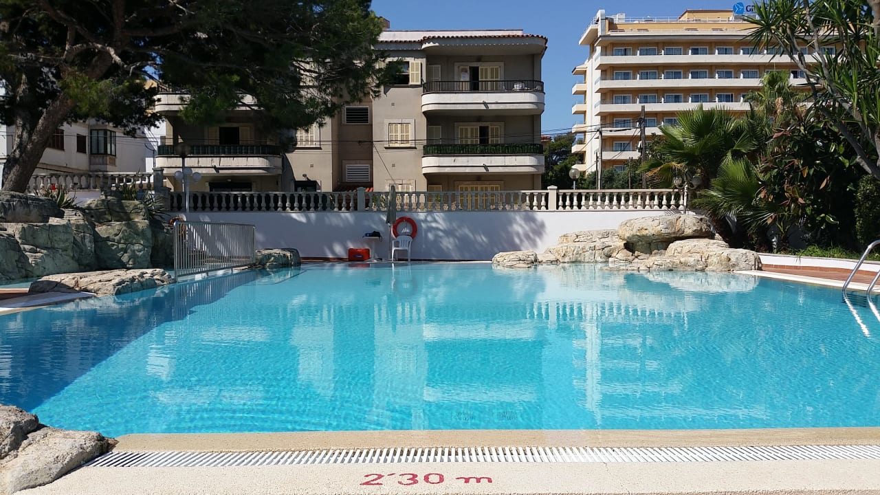 Schöner Pool Grupotel Farrutx