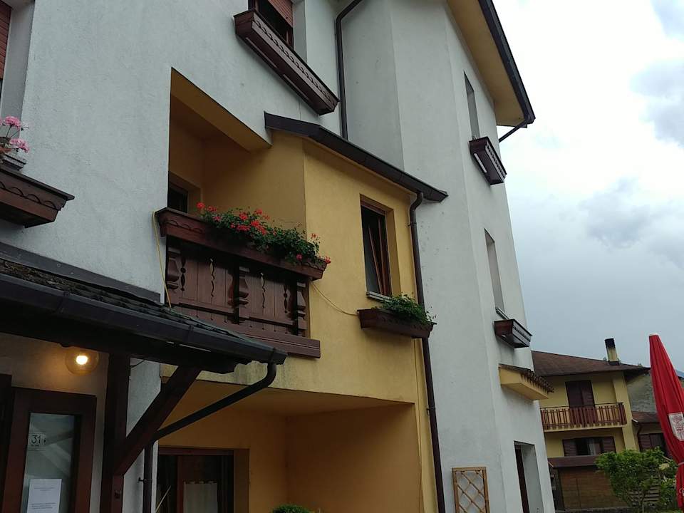 Außenansicht Pension Alla Pineta