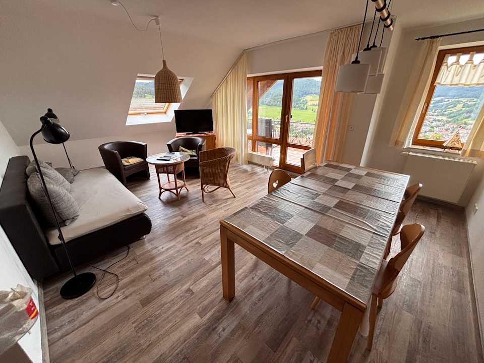 Zimmer Apart B&B Hotel Goldener Hahn