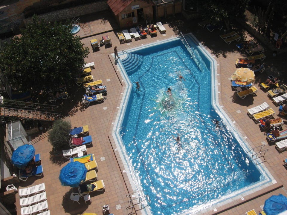 Poolblick vom 6.Stock aus Hotel Europalace