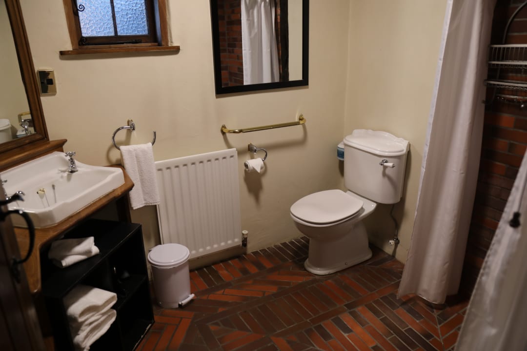 Zimmer The Honest Lawyer Country Pub