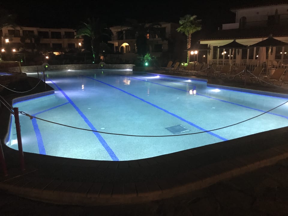 Pool Hotel Chrousso Village