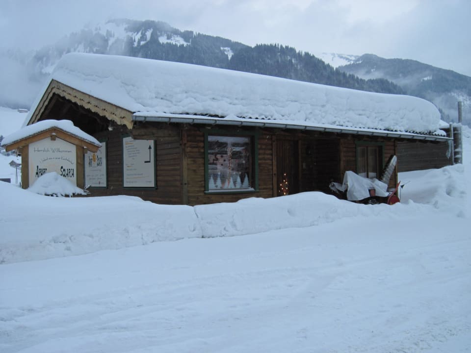 Schneehaus Pension & Ferienwohnung Solaria
