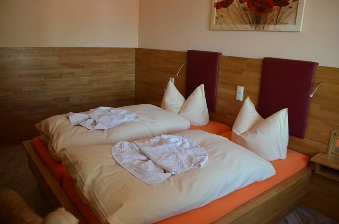 Doppelbett  Gasthof Brauner Hirsch
