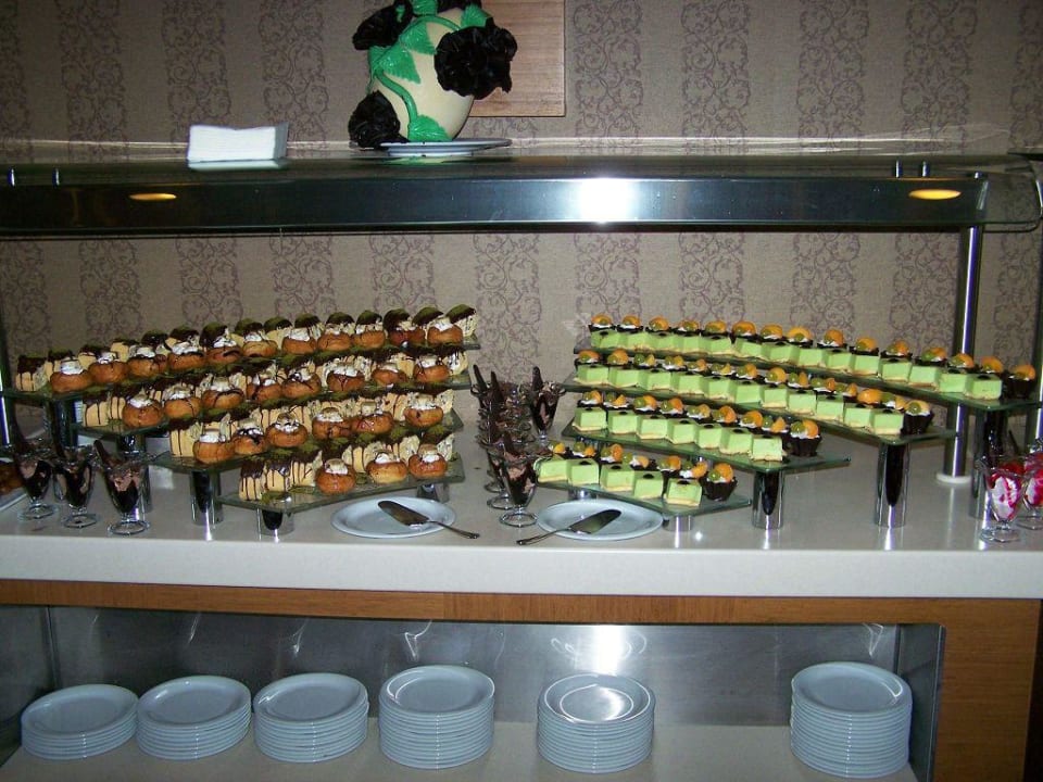 Dessert Hotel Royal Dragon
