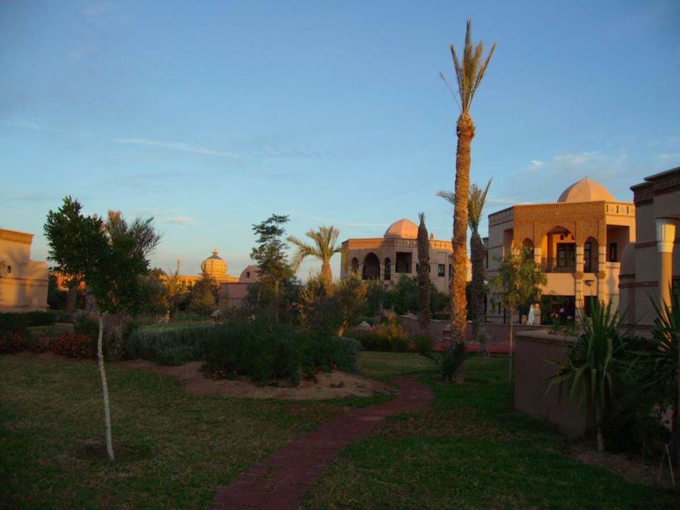 Gartenanlage mit Ouaids Hotel Octogone Earth Marrakech