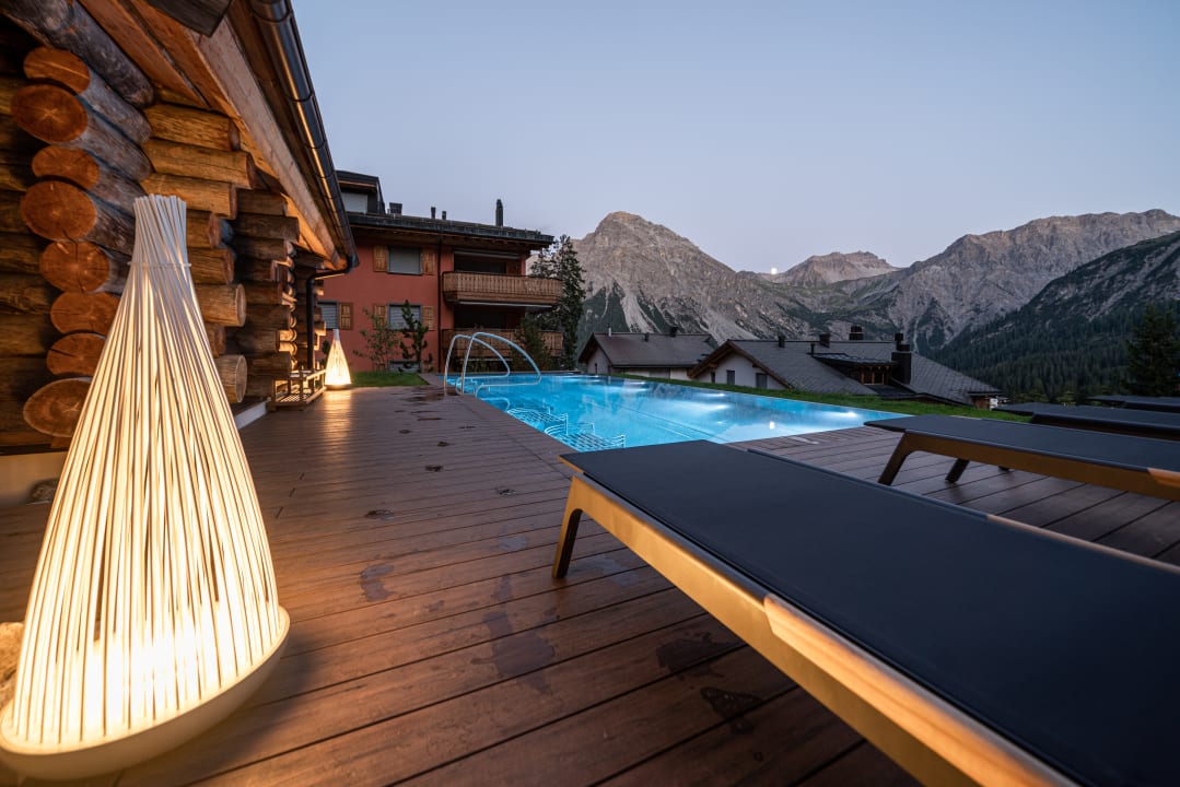 Pool Waldhotel Arosa