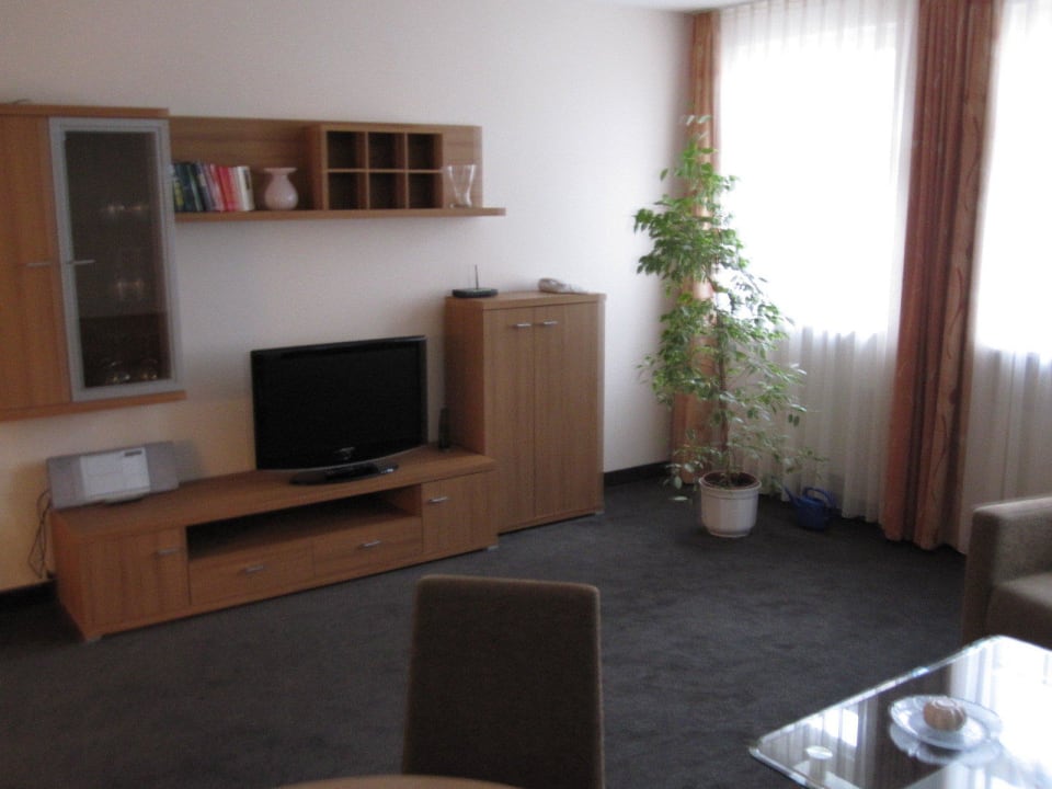 Wohnzimmer Aparthotel Neumarkt