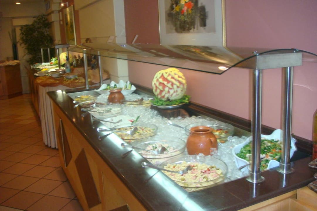 Delikatne przekaski Anissa Beach & Village