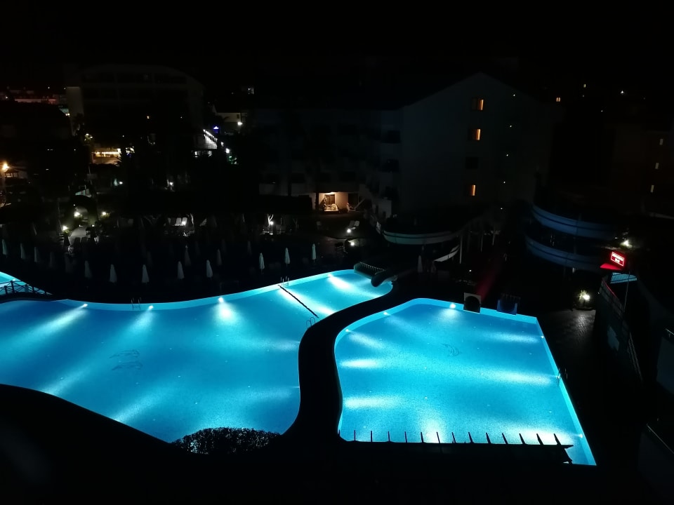 Pool Grand Seker Hotel