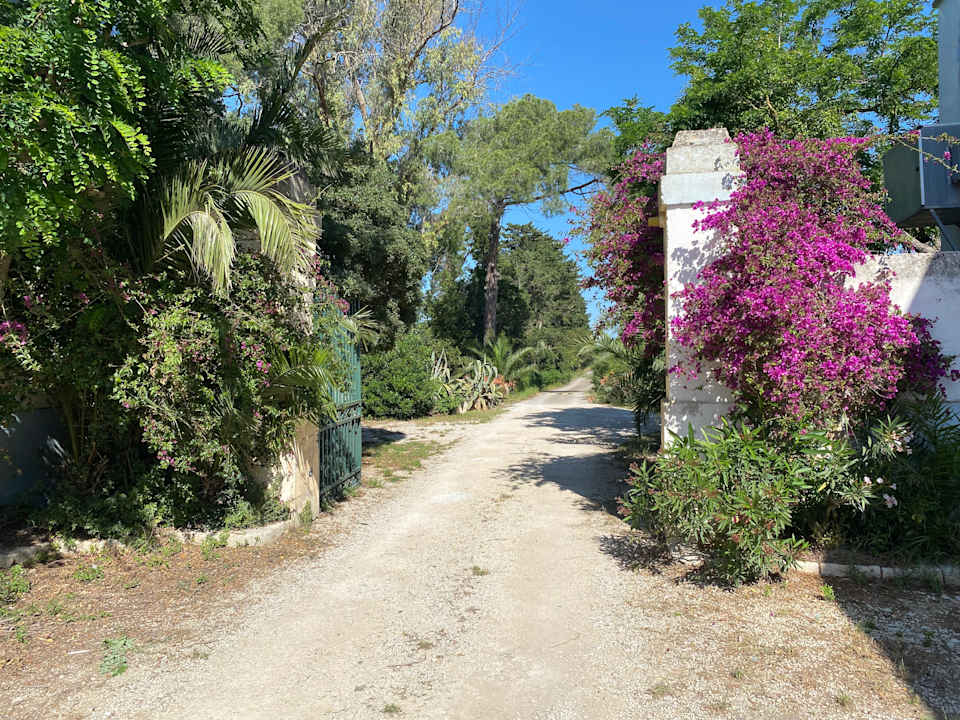 Gartenanlage Apartments Agriturismo La Badessa