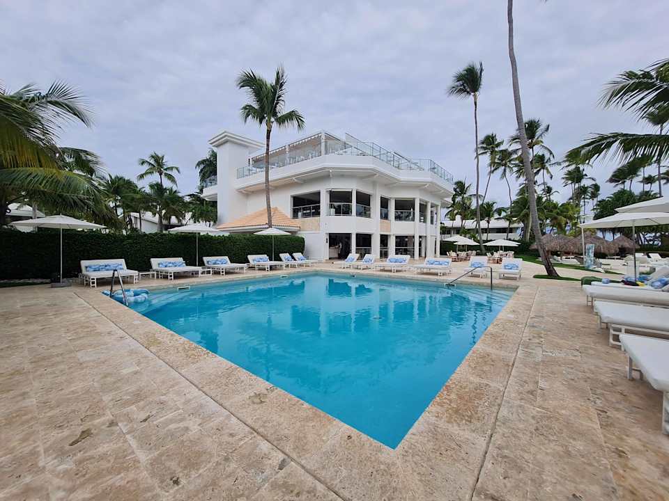 Pool Meliá Punta Cana Beach Resort - A Wellness Inclusive For Adults Only