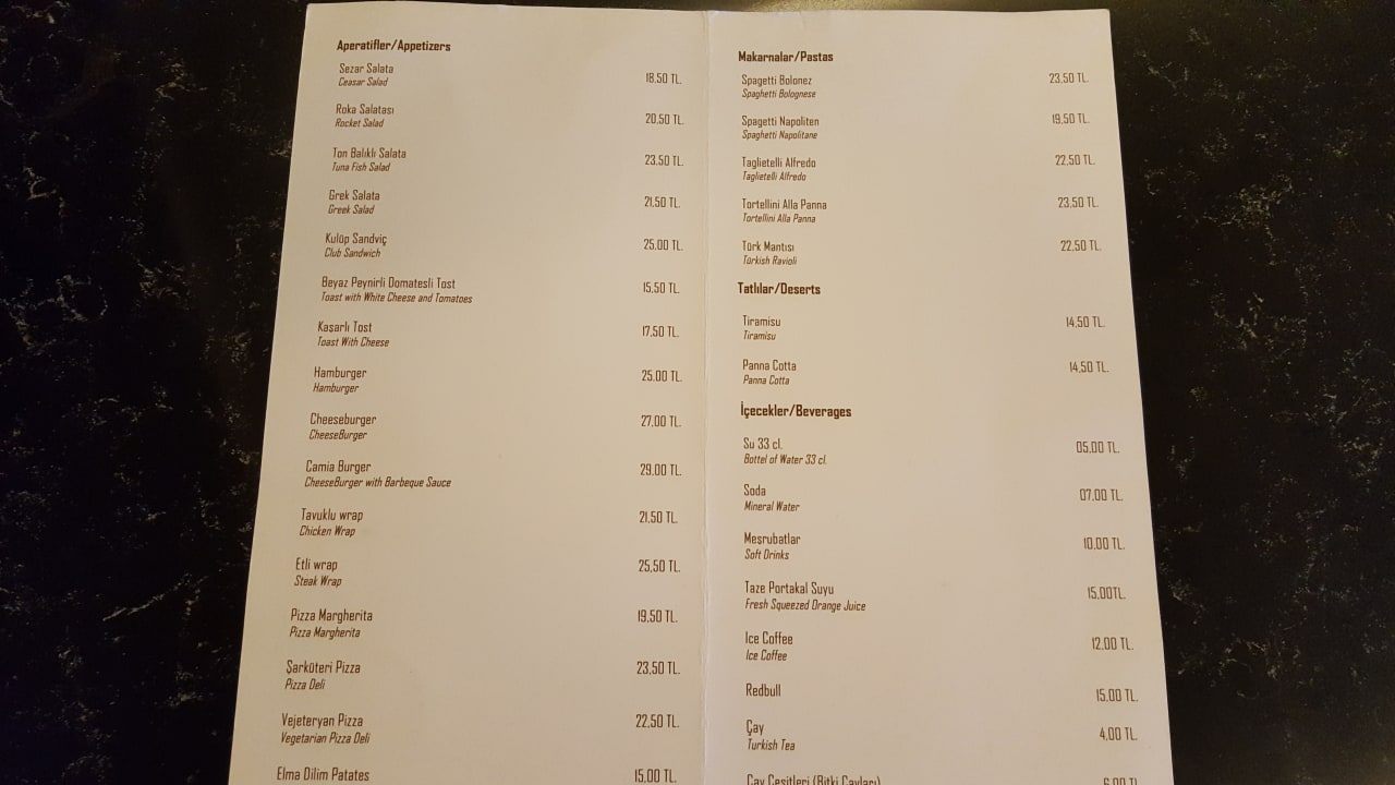 Bar...Angebot... DoubleTree by Hilton Hotel Izmir Airport