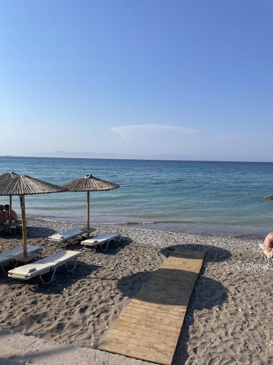 Strand The Ixian Grand & All Suites