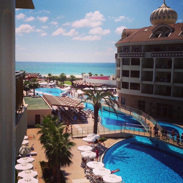 Ausblick seitlicher Meerblick  Kirman Belazur Resort & Spa