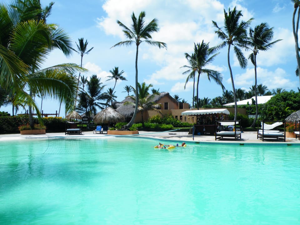 Am Pool Punta Cana Princess All Suites Resort & Spa