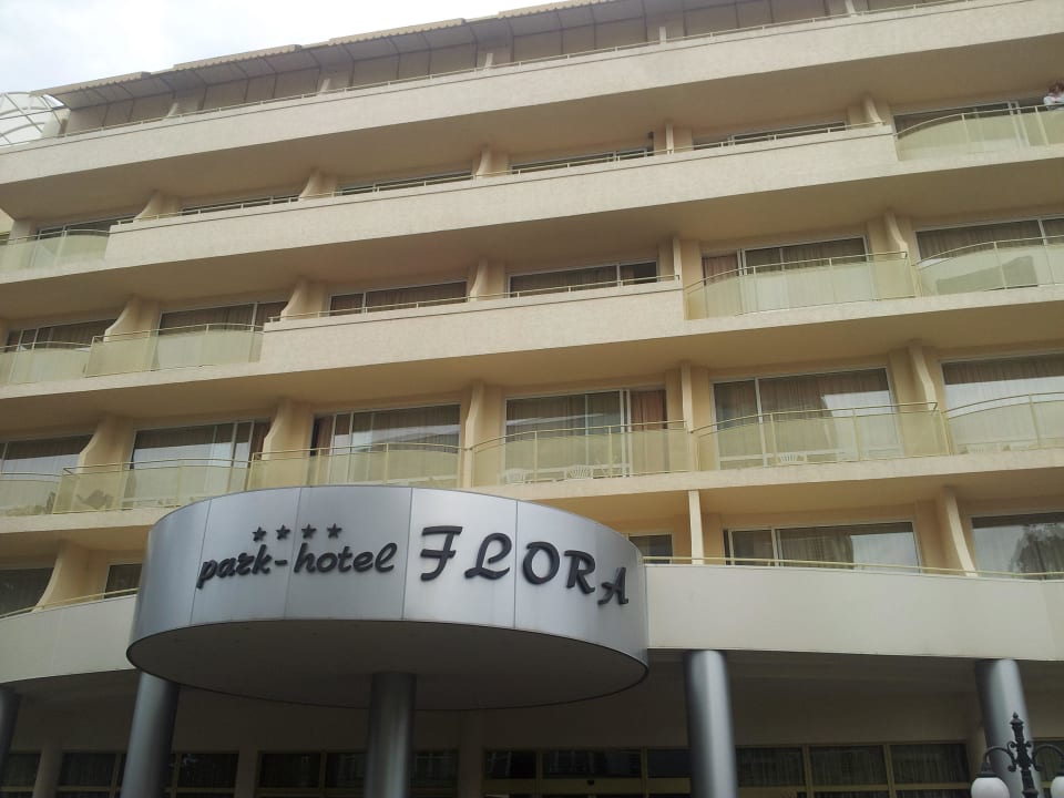 Haupteingang DAS Club Hotel Sunny Beach