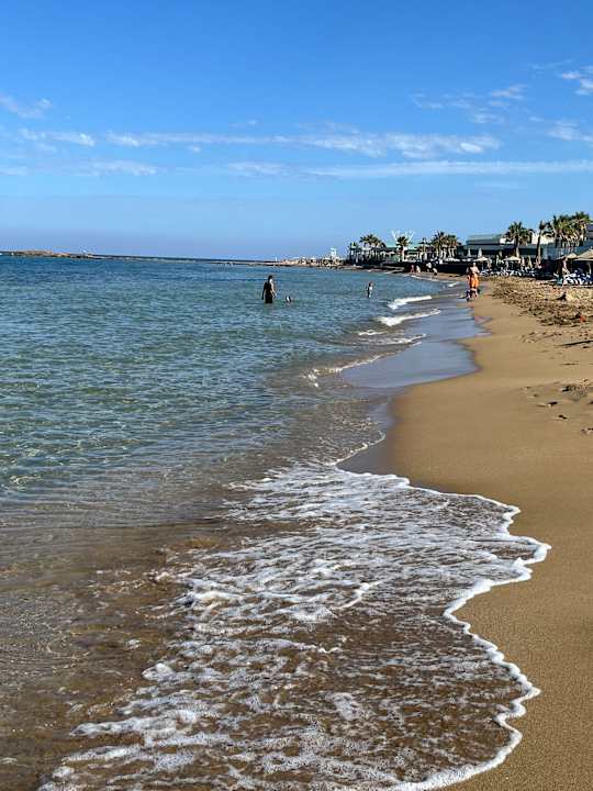 Strand Arina Beach Resort