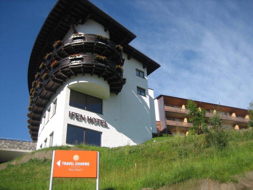Neu erbauter Altbau des Ifen A-ROSA Ifen Hotel Kleinwalsertal