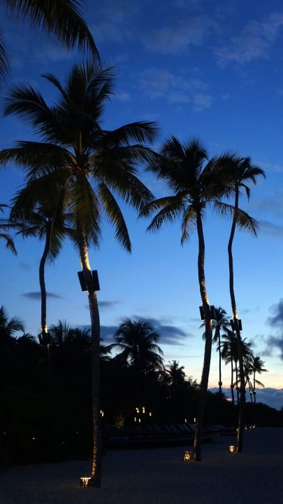 Sonnenuntergang Kuredu Island Resort & Spa