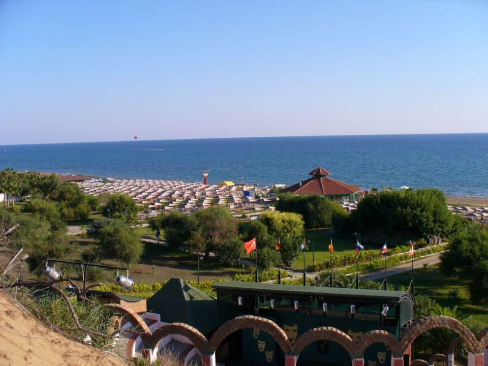 Blick zum Strand Hotel Süral Garden