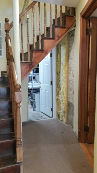 Technikerraum gleich neben unserem Zimmer Hotel The Copley House