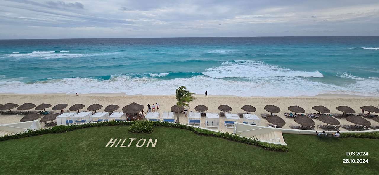 Strand Hilton Cancun Mar Caribe All-Inclusive Resort