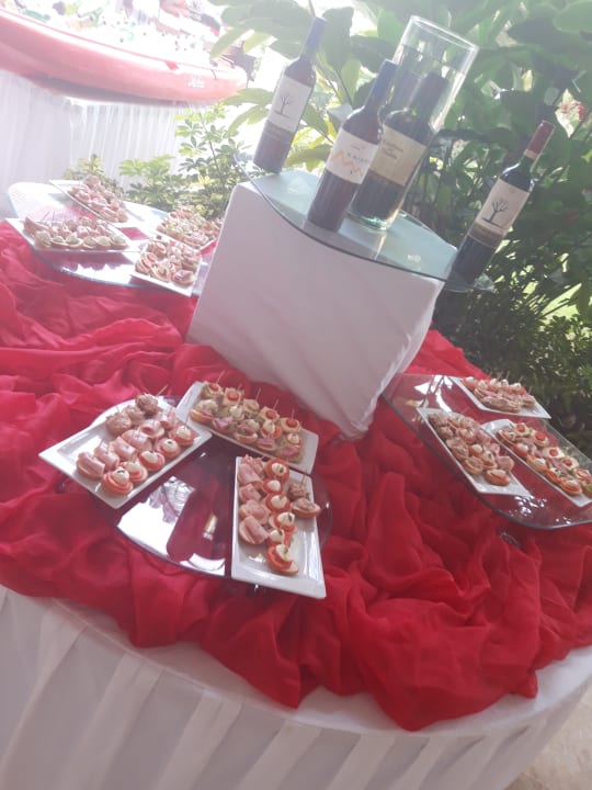 Gastro Viva V Samana by Wyndham – Adults Only
