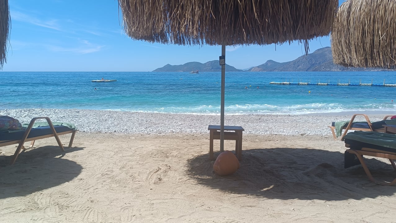 Strand Liberty Lykia Adults Only