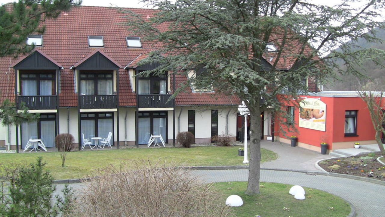 Außenansicht Göbel's Seehotel Diemelsee