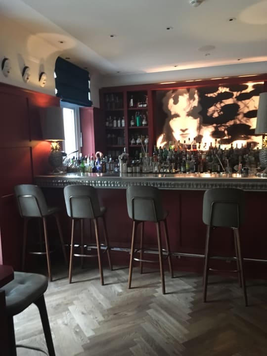 Gastro La Maison Hotel