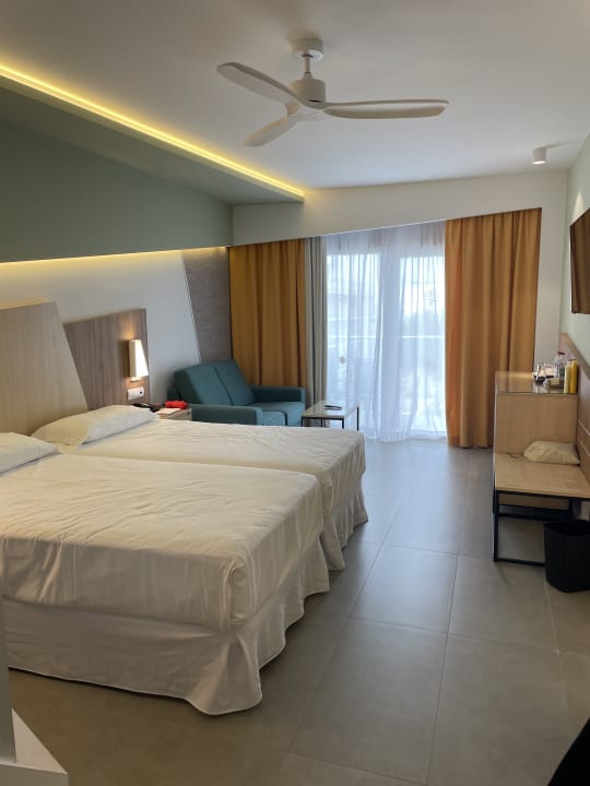 Zimmer Hotel Riu Playa Park