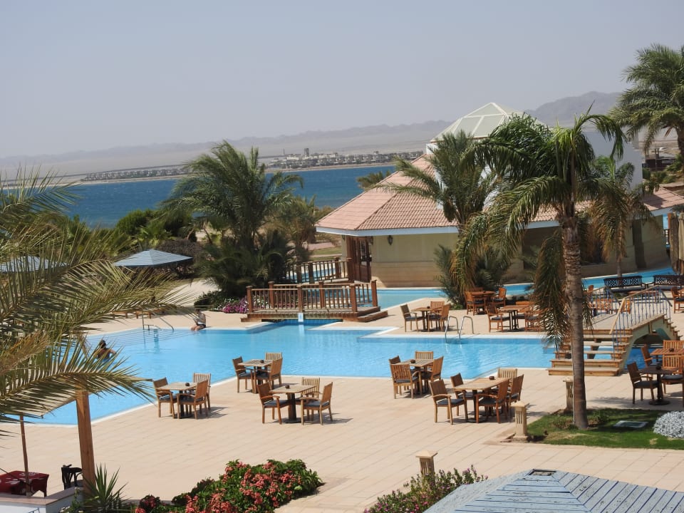 Pool Lahami Bay Beach Resort