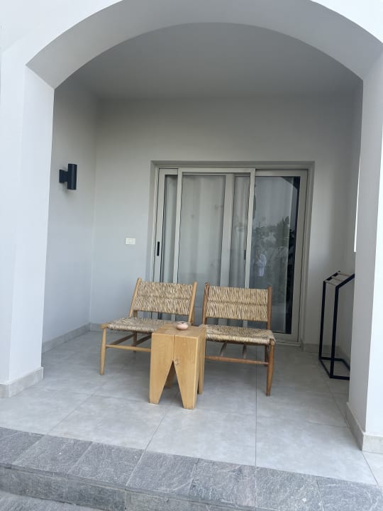 Zimmer Serry Beach Resort