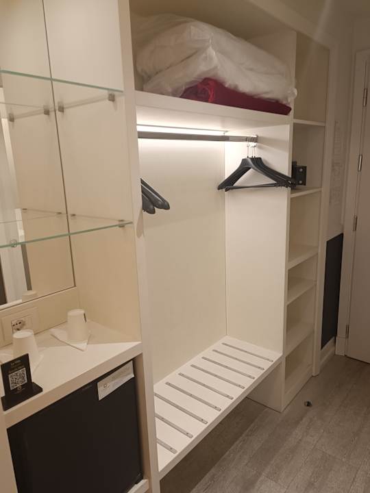 Zimmer Hotel American Palace Eur
