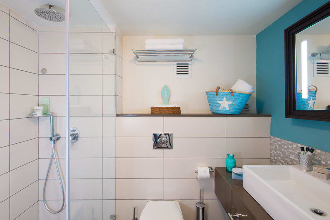 Bathroom Herods Dead Sea – A Premium Collection by Leonardo Hotels