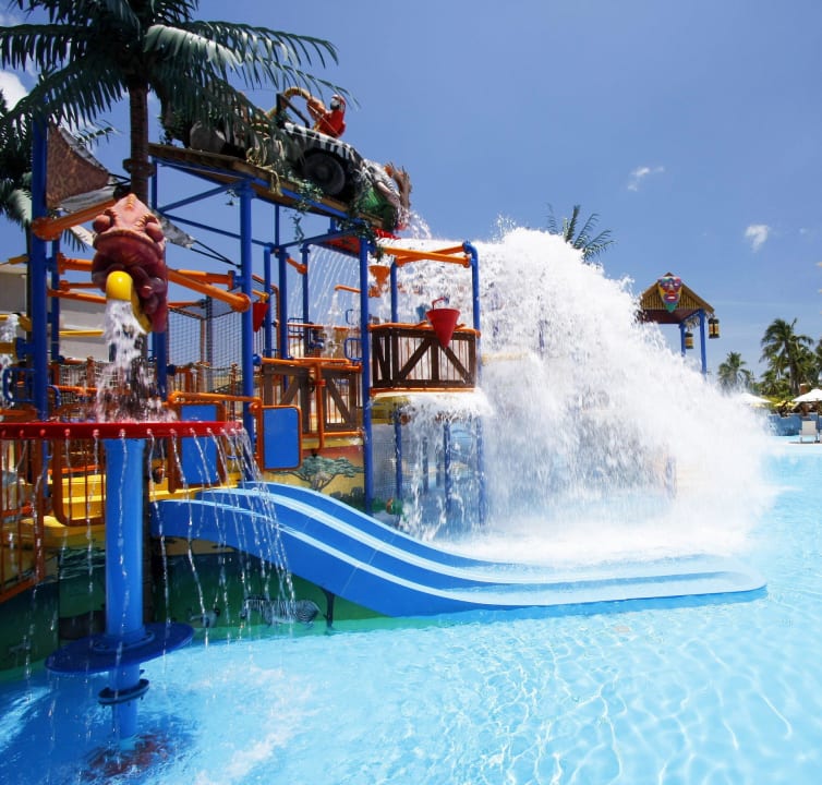 Waterplay Area Splash Beach Resort