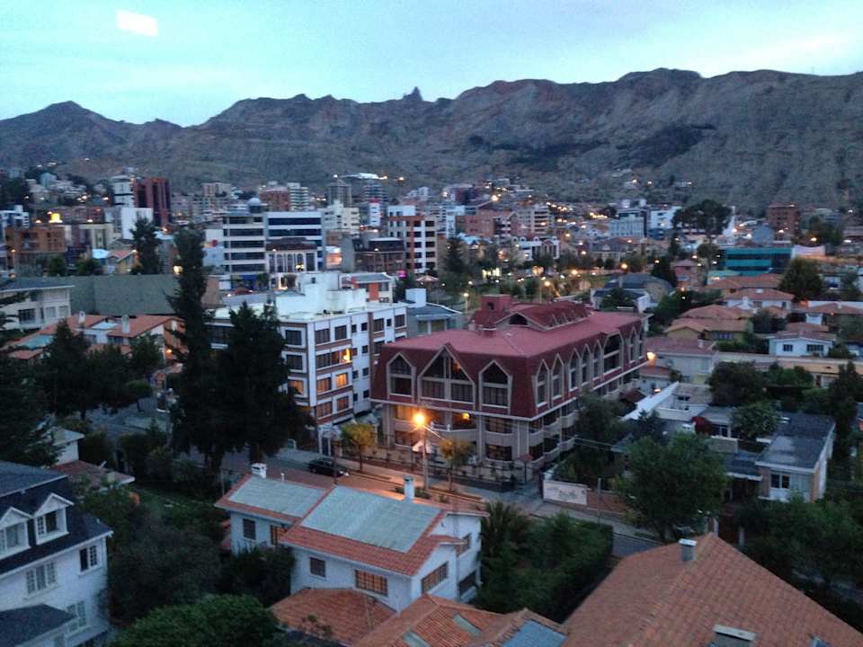 Blick aus 4.Stock in der Dämmerung Casa Grande Hotel