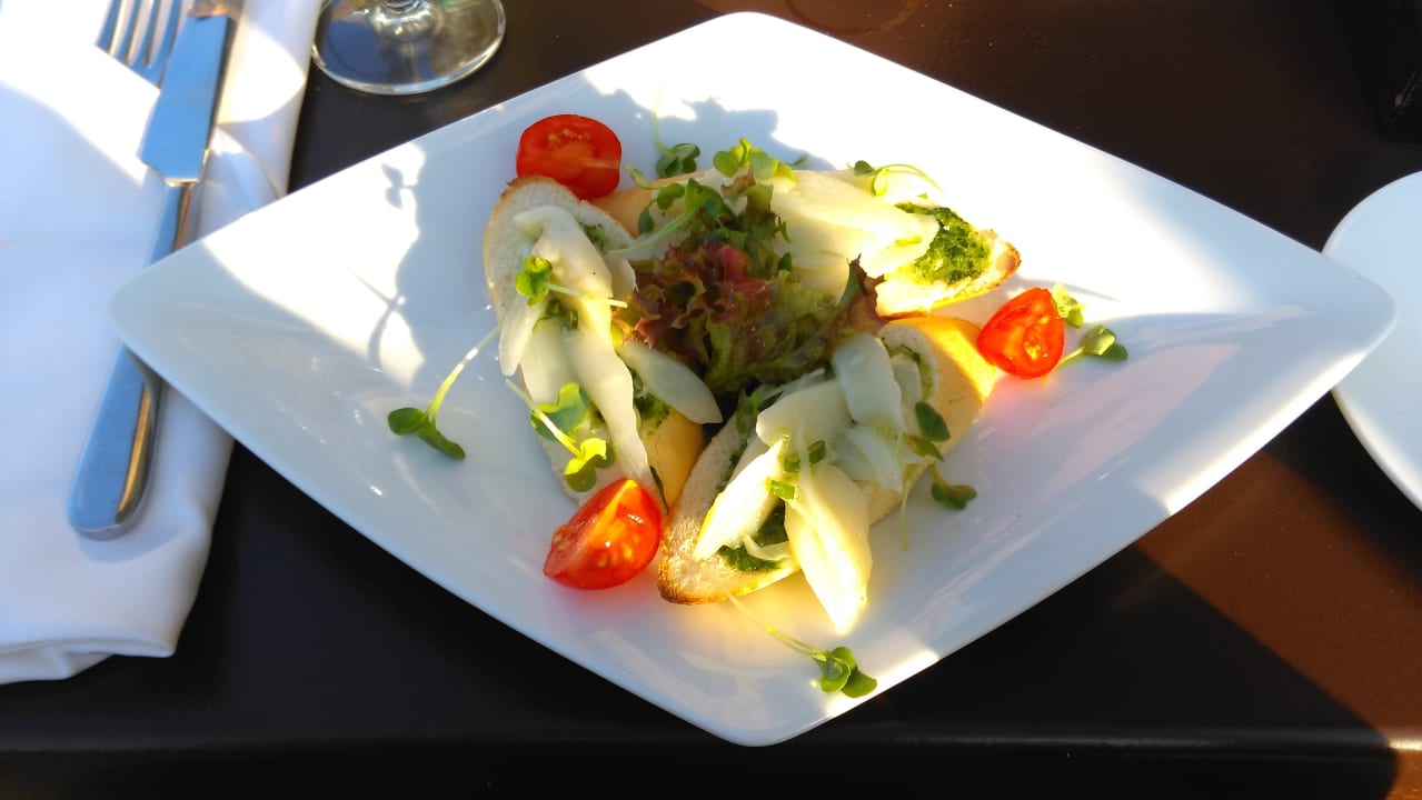 Restaurant elaya hotel hamburg finkenwerder