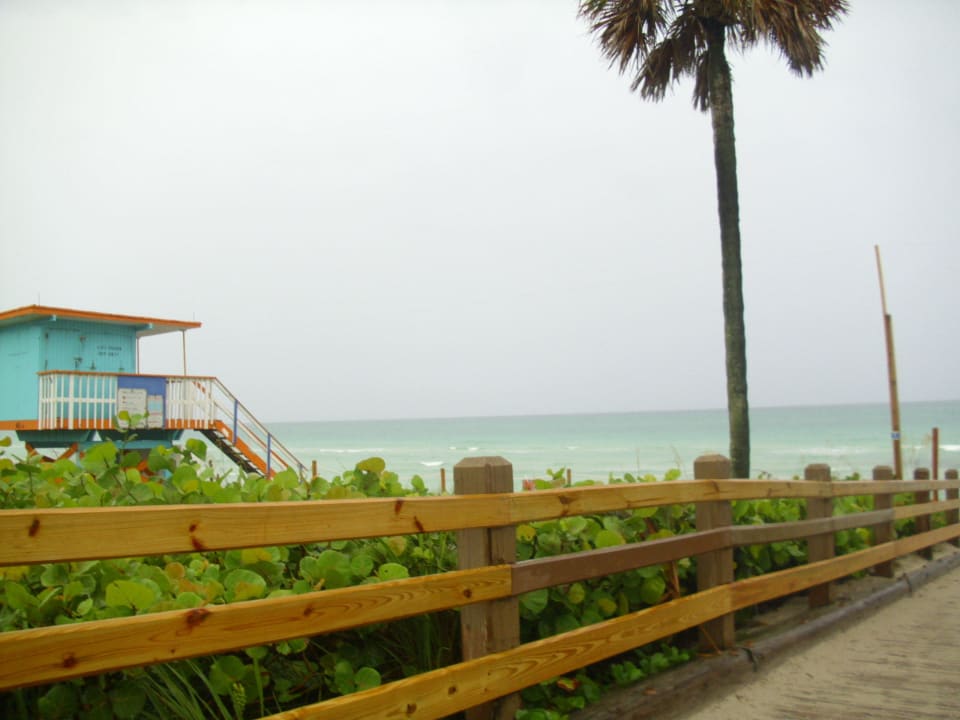 Weg zum Strand Eden Roc Miami Beach