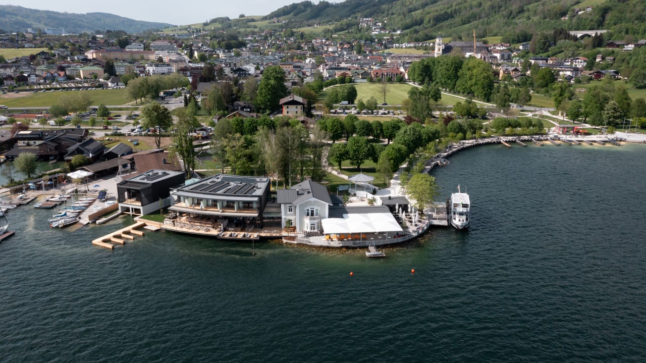 Außenansicht apollo ACHTQUARTIER - Das Hotel am Mondsee