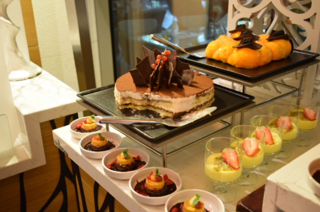 Gastro Rixos The Palm Hotel & Suites
