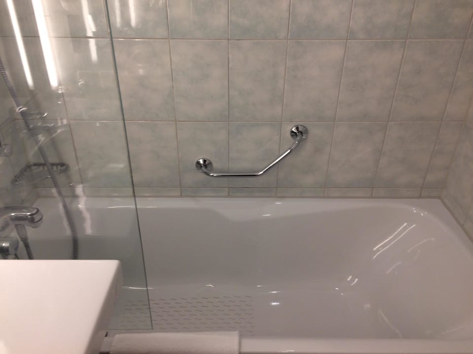 Tolle Badewanne Mercure Hotel Berlin Tempelhof