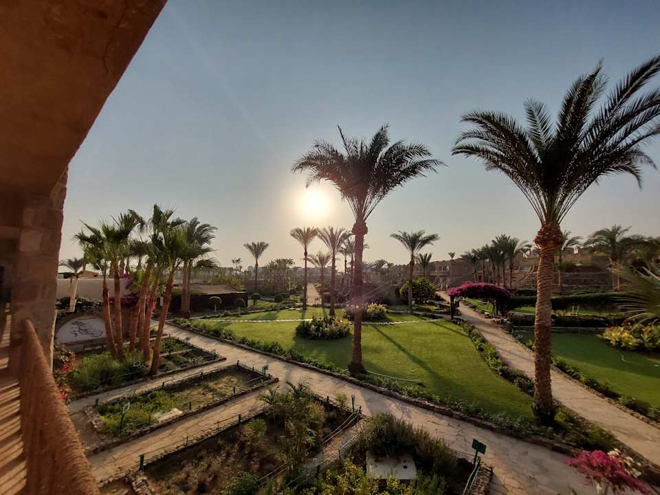 Gartenanlage Utopia Beach Club